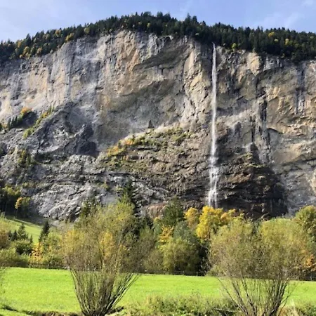 Komfortabel, Perfekte Lage, Neue Wohnung, Gratis P *