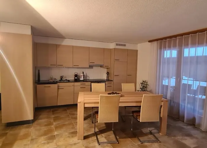 Komfortabel, Perfekte Lage, Neue Wohnung, Gratis P *