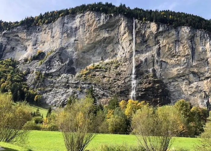 Komfortabel, Perfekte Lage, Neue Wohnung, Gratis P *